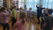 DZIEŃ PLUSZOWEGO MISIA W SZKOLNEJ BIBLIOTECE.